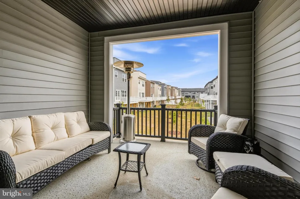 16007 HYDE PARK PLACE Bowie, MD 20716