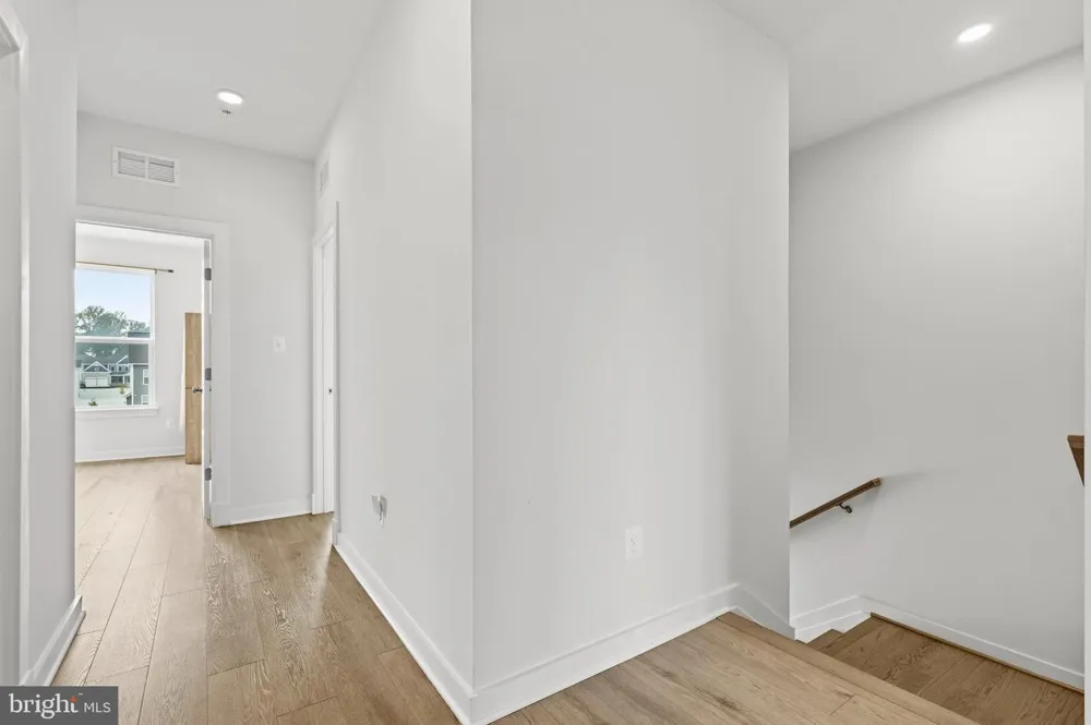 16007 HYDE PARK PLACE Bowie, MD 20716