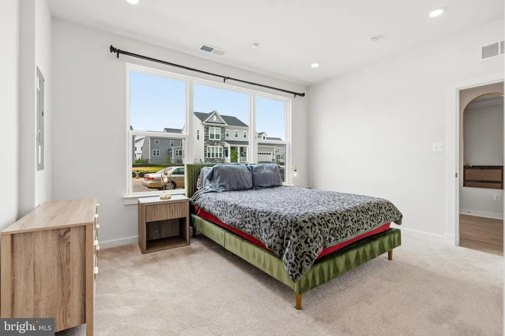 16007 HYDE PARK PLACE Bowie, MD 20716