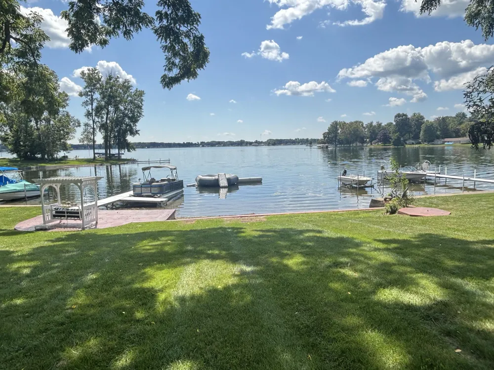 1064 Bay View Drive Coldwater, MI 49036