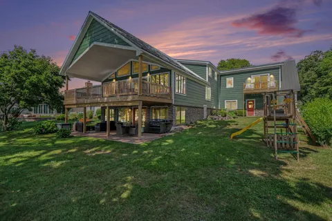 1064 Bay View Drive