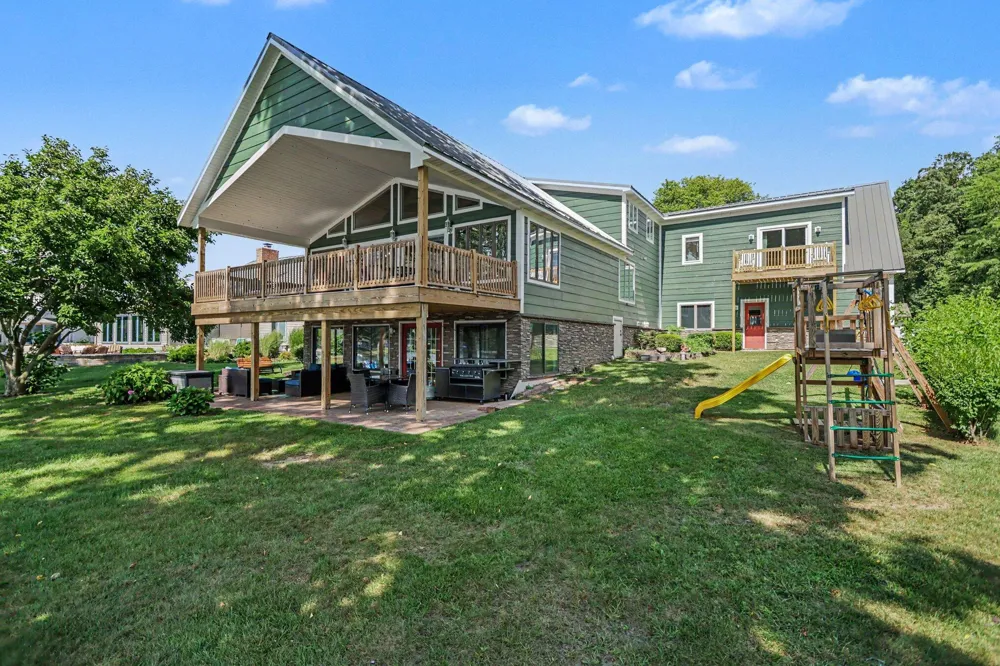 1064 Bay View Drive Coldwater, MI 49036
