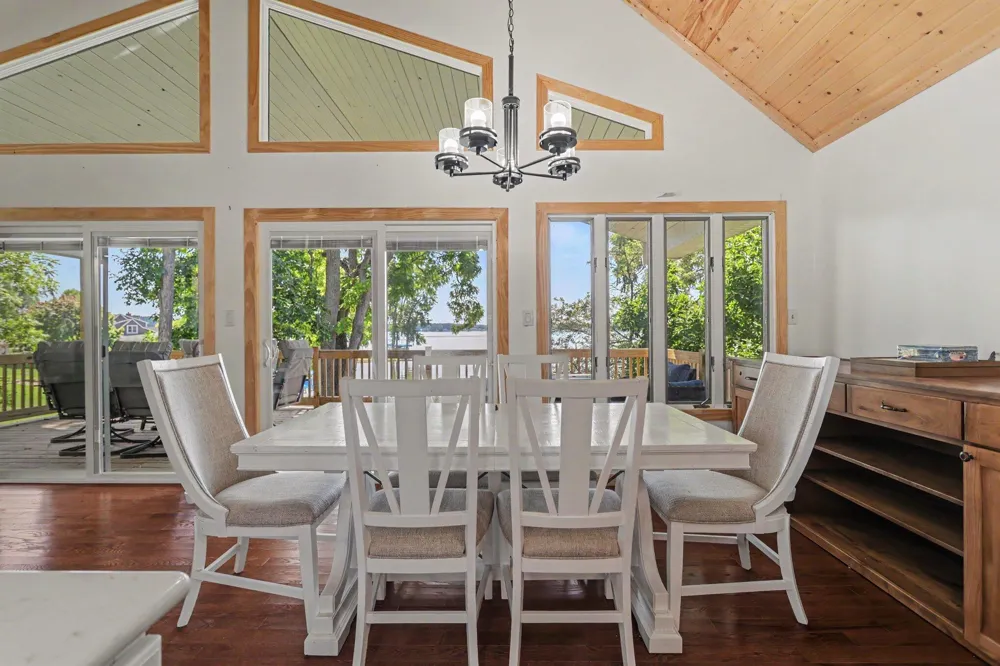 1064 Bay View Drive Coldwater, MI 49036