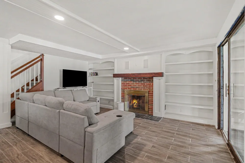 1064 Bay View Drive Coldwater, MI 49036