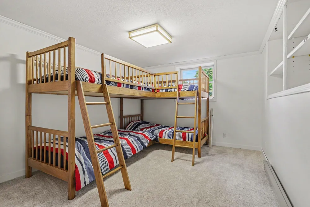 1064 Bay View Drive Coldwater, MI 49036