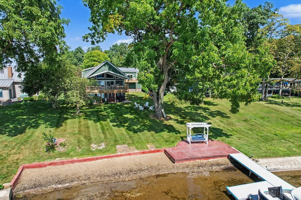 1064 Bay View Drive Coldwater, MI 49036