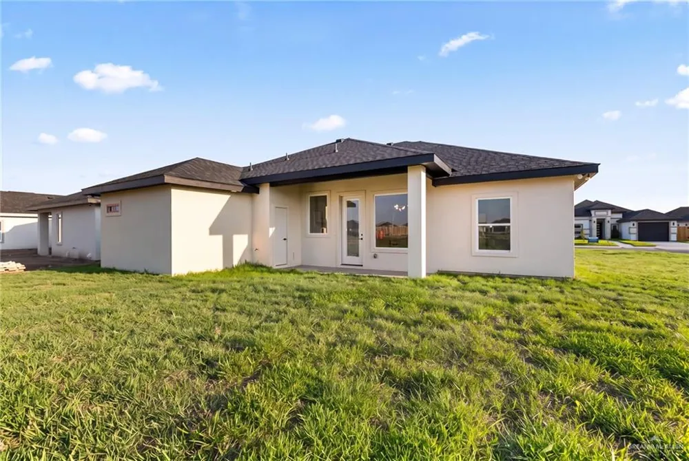 3007 E Retama Street Hidalgo, TX 78557