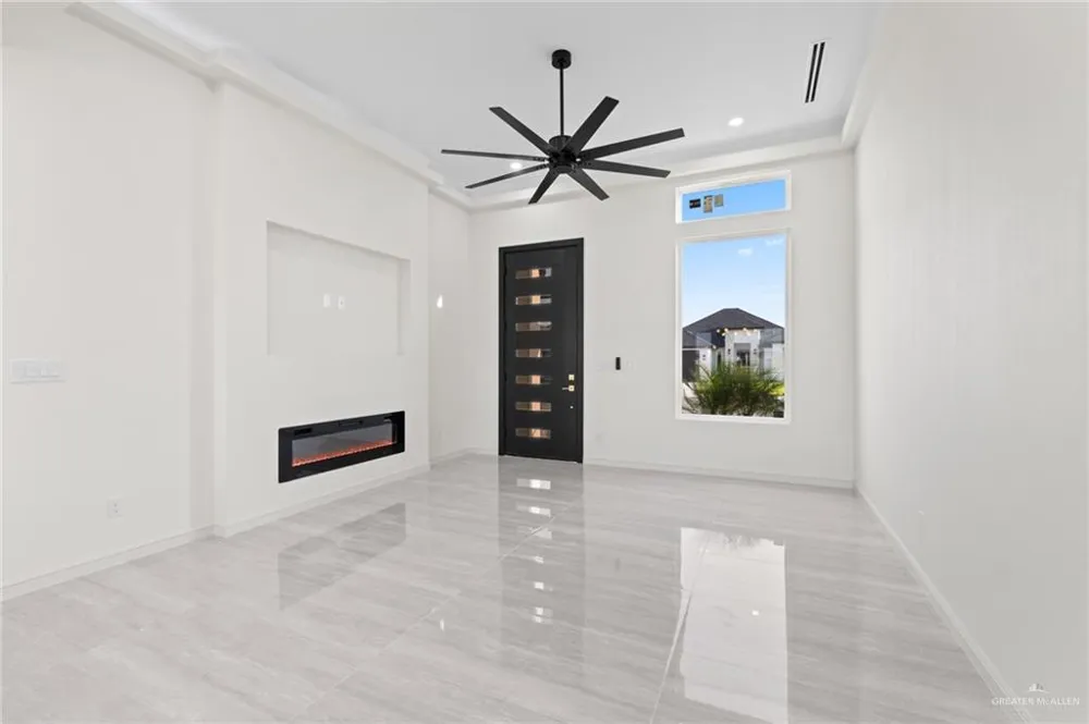 3007 E Retama Street Hidalgo, TX 78557