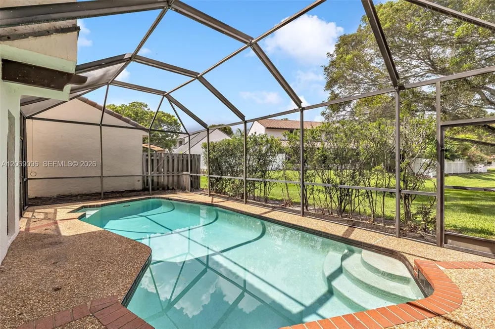 12220 Croton Way Cooper City, FL 33026