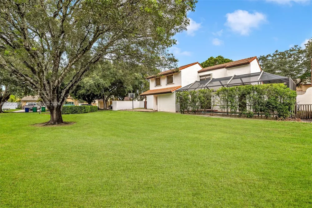 12220 Croton Way Cooper City, FL 33026
