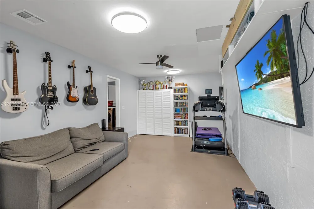 12220 Croton Way Cooper City, FL 33026