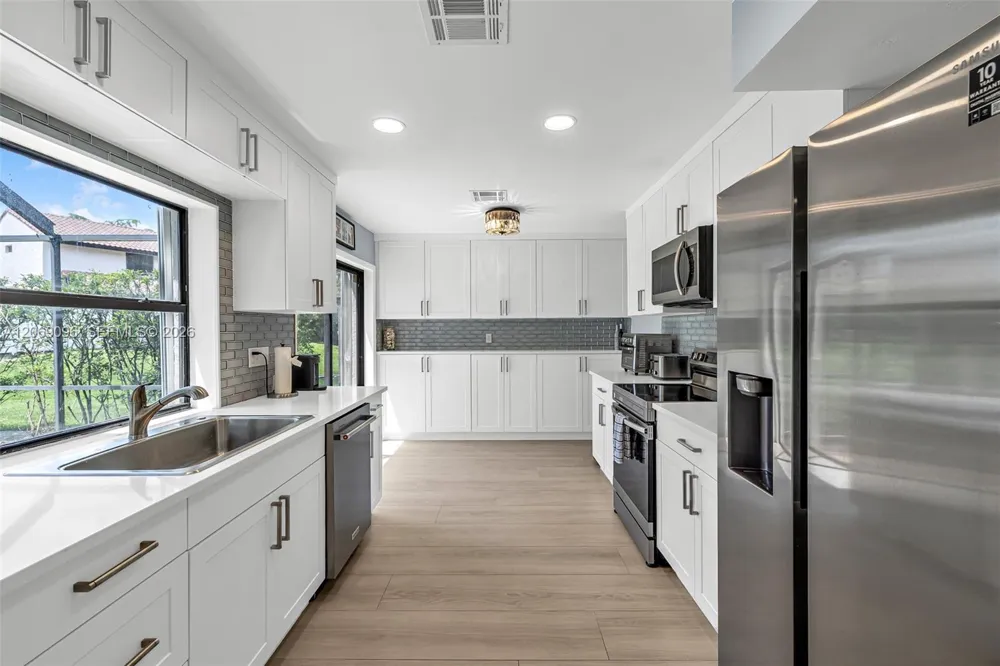 12220 Croton Way Cooper City, FL 33026