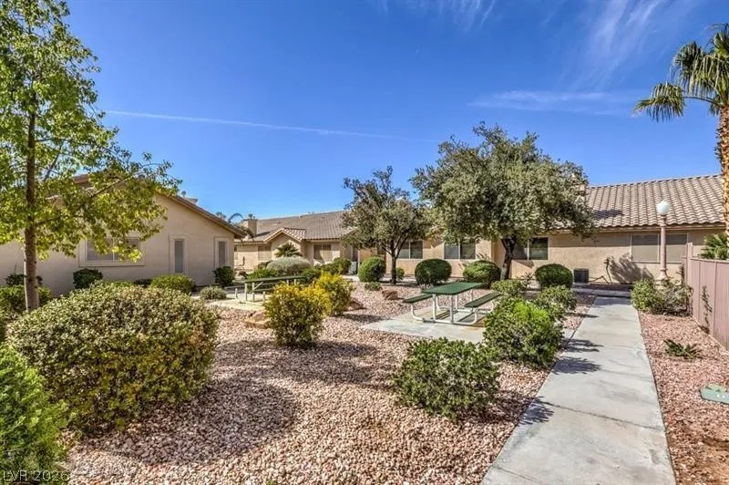 2035 E Warm Springs Road #1005 Las Vegas, NV 89119