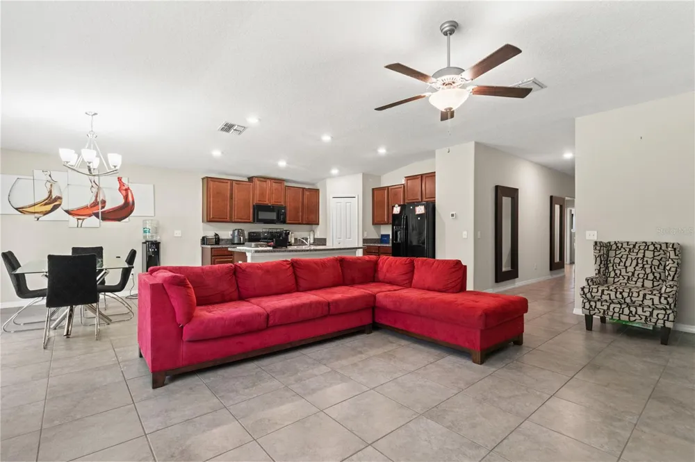 2979 MOULDEN HOLLOW DRIVE Zephyrhills, FL 33540