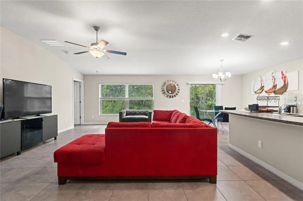 2979 MOULDEN HOLLOW DRIVE Zephyrhills, FL 33540