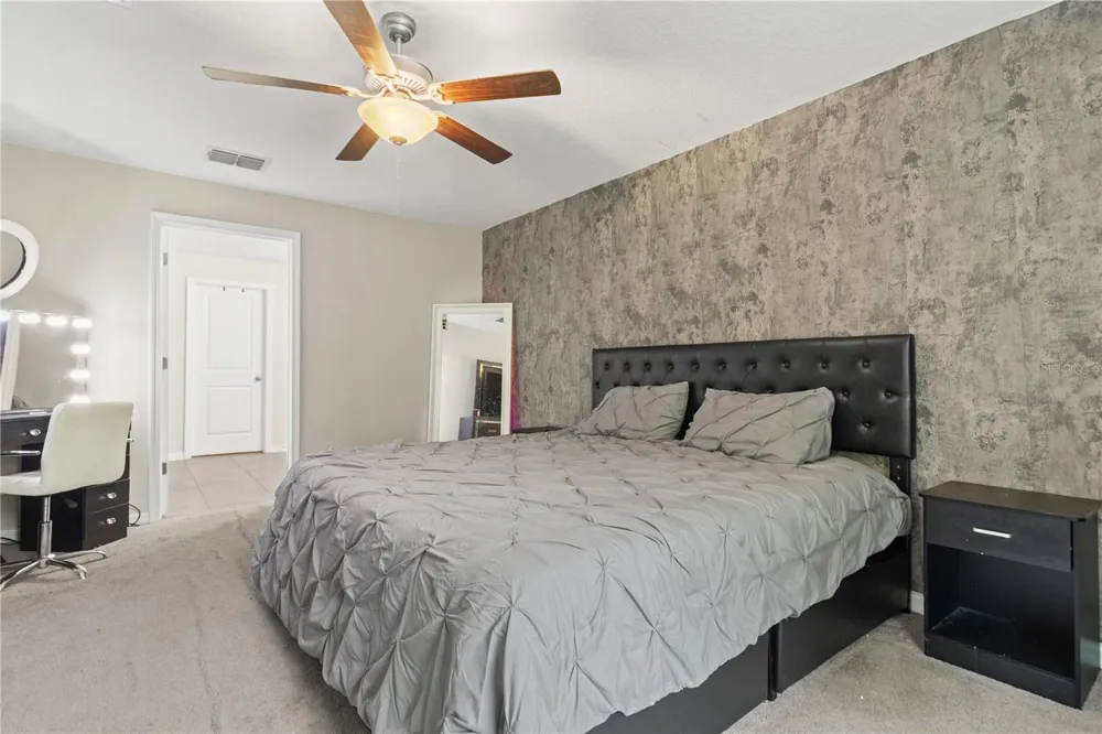 2979 MOULDEN HOLLOW DRIVE Zephyrhills, FL 33540