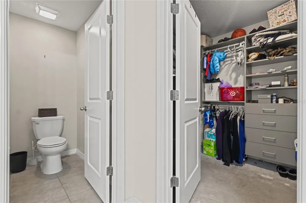 2979 MOULDEN HOLLOW DRIVE Zephyrhills, FL 33540