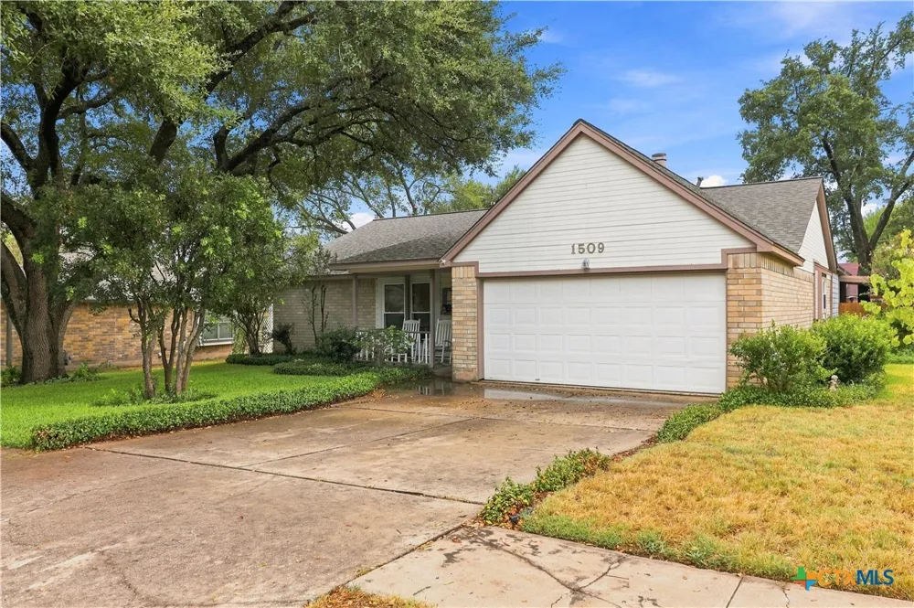 1509 Quail Run Road Pflugerville, TX 78660