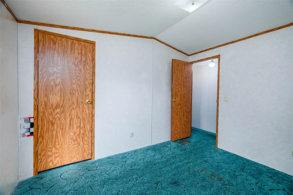 307 S Chestnut Street Earl Park, IN 47942