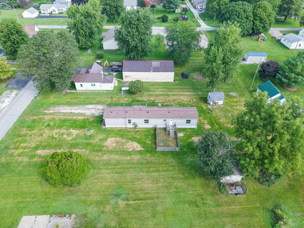 307 S Chestnut Street Earl Park, IN 47942