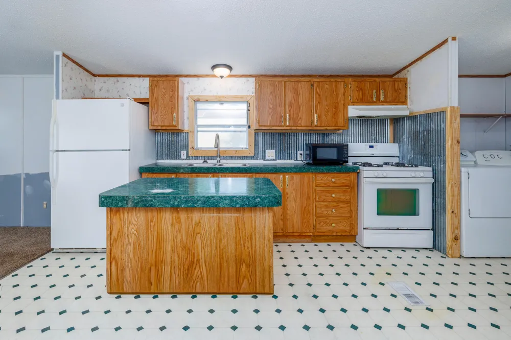 307 S Chestnut Street Earl Park, IN 47942