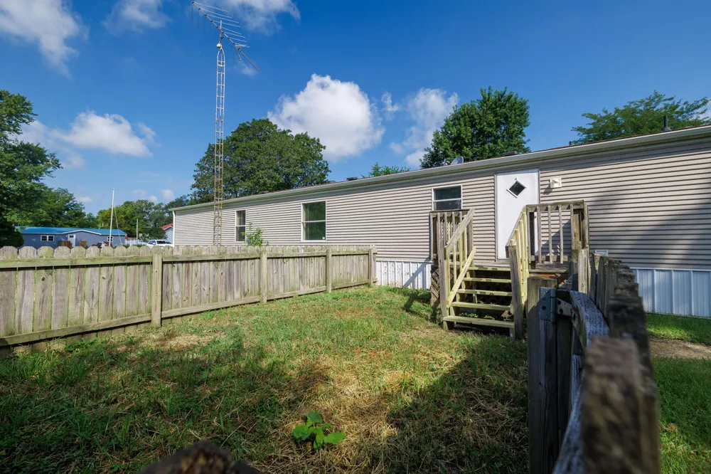 307 S Chestnut Street Earl Park, IN 47942