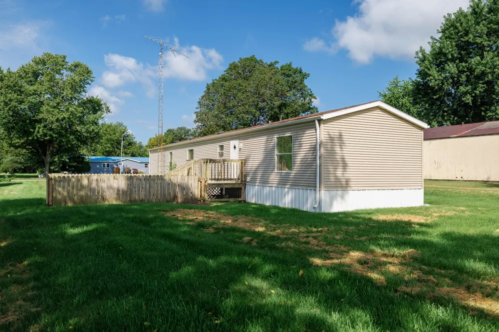 307 S Chestnut Street Earl Park, IN 47942