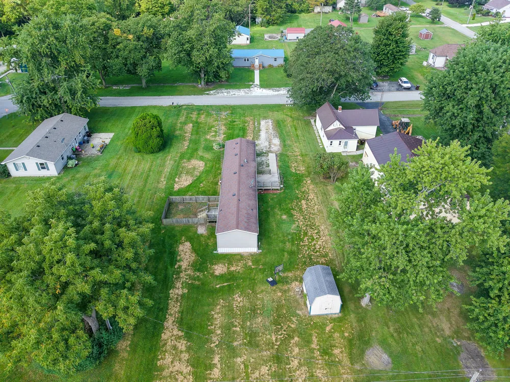 307 S Chestnut Street Earl Park, IN 47942