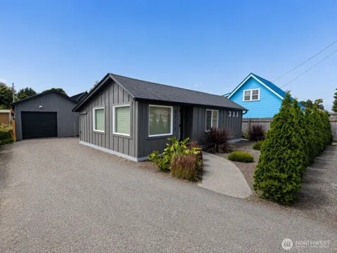 4711 Pacific Way