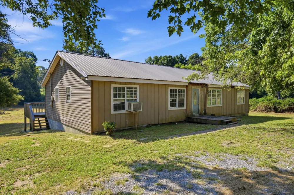 9334 Highway 58 Harrison, TN 37341