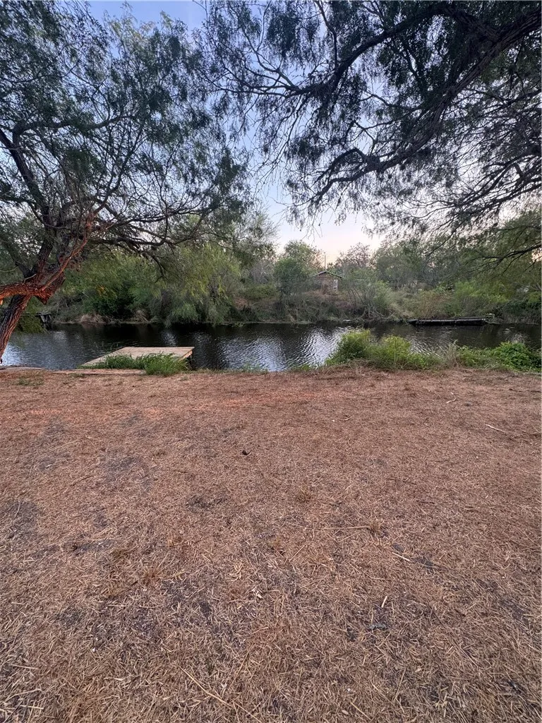 Laurie Ln Mathis, TX 78368