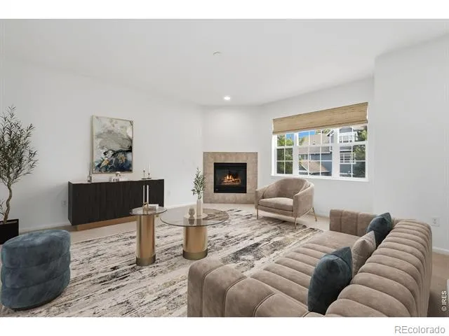2215 Watersong Circle Longmont, CO 80504