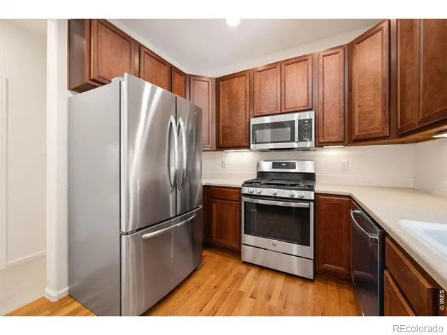 2215 Watersong Circle Longmont, CO 80504