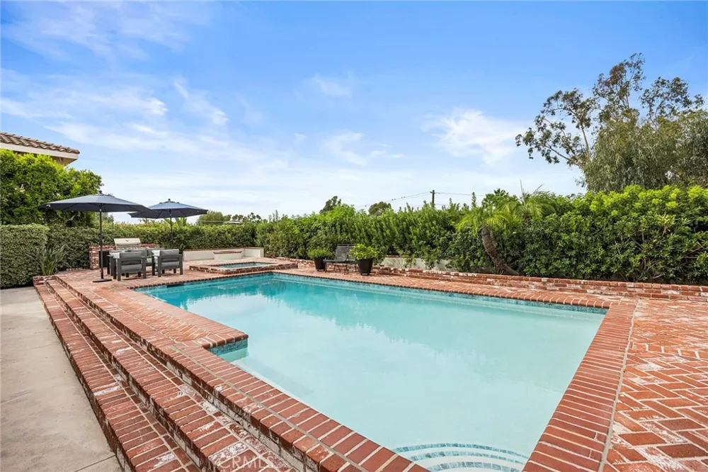 5311 E Westridge Road Anaheim, CA 92807
