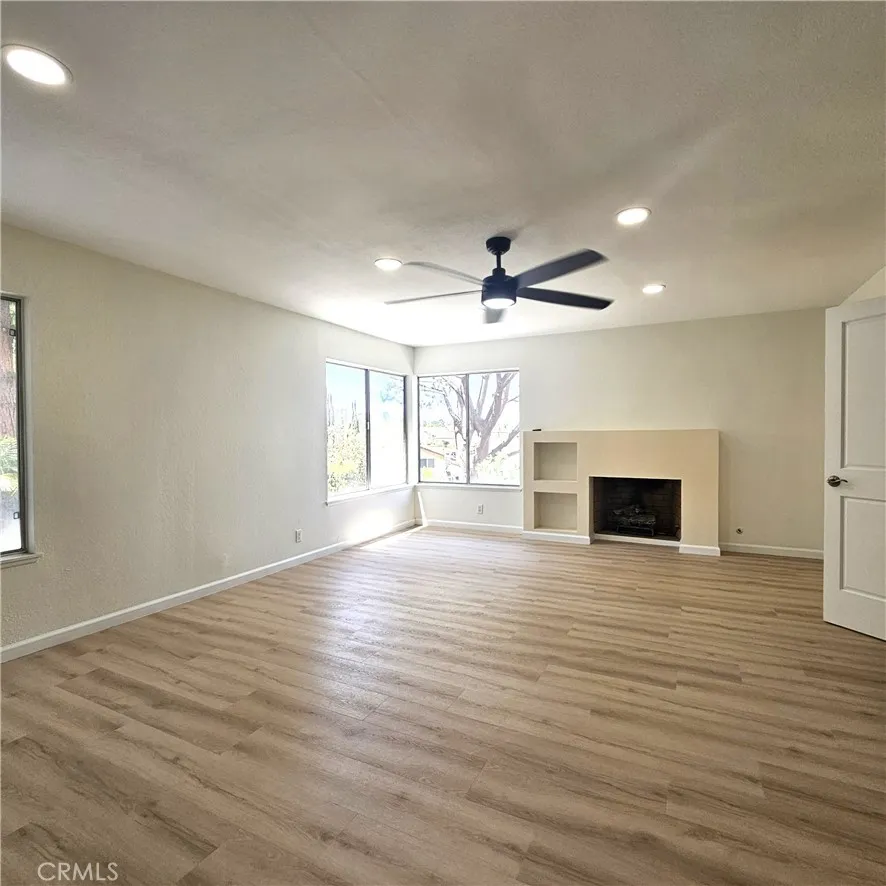 289 S Solomon Anaheim, CA 92807