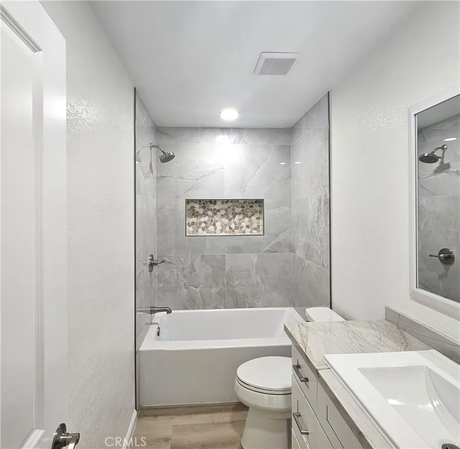 289 S Solomon Anaheim, CA 92807