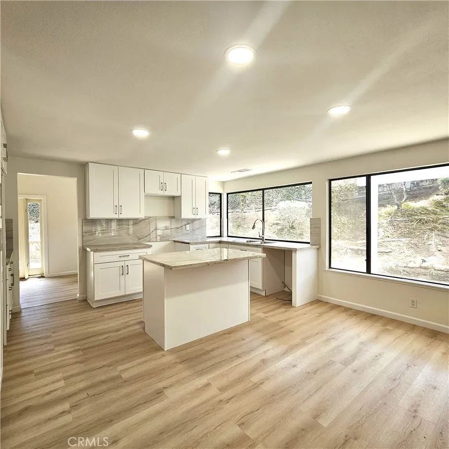 289 S Solomon Anaheim, CA 92807