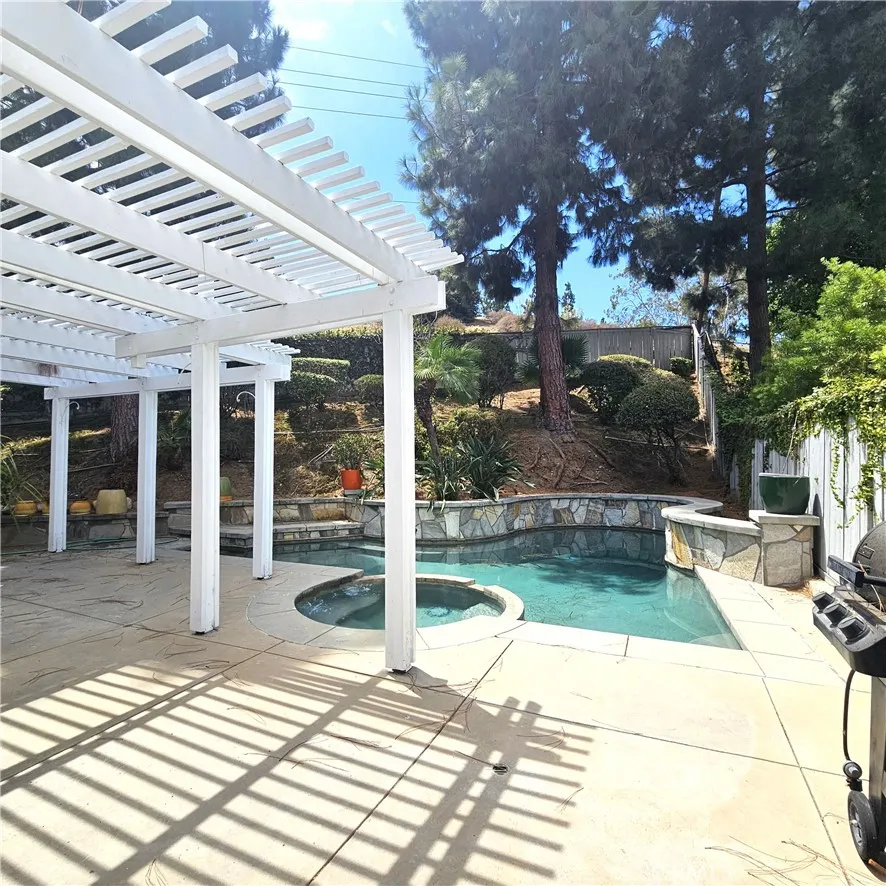 289 S Solomon Anaheim, CA 92807