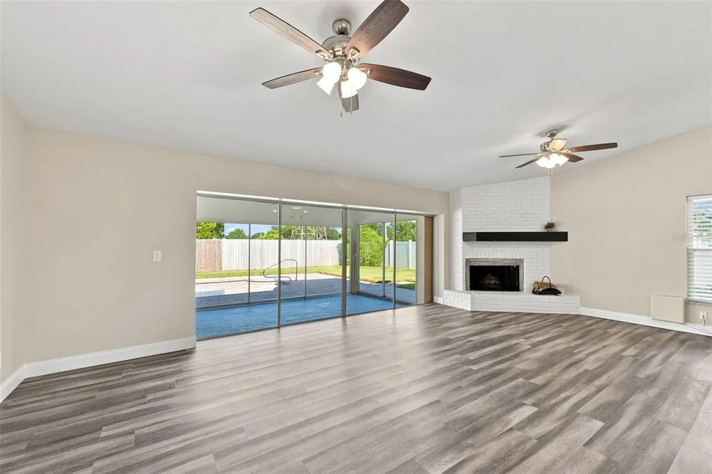 3276 FOX HILL DRIVE Clearwater, FL 33761