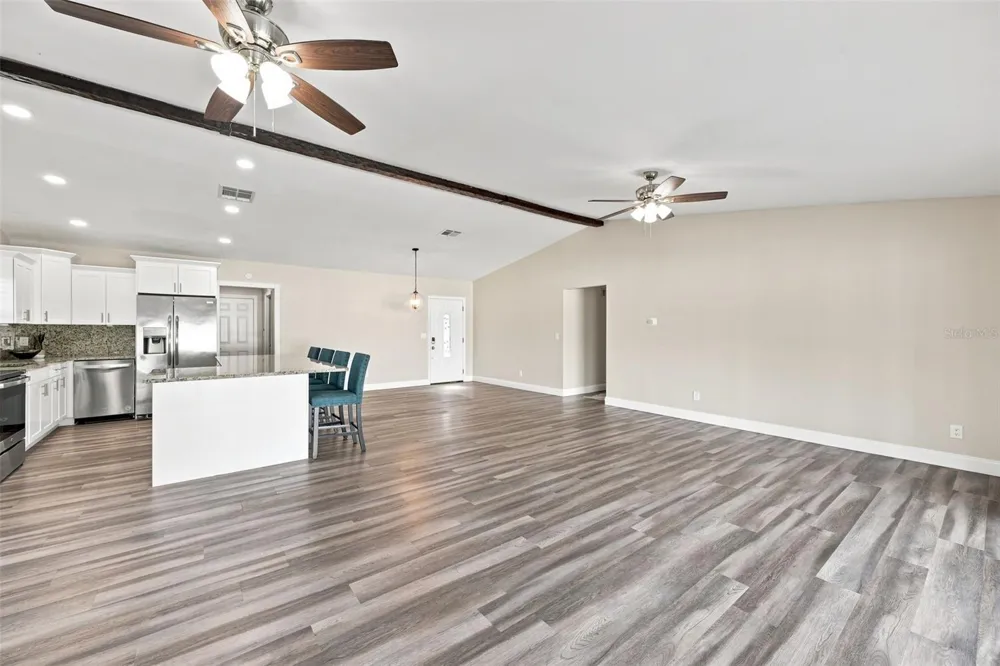 3276 FOX HILL DRIVE Clearwater, FL 33761