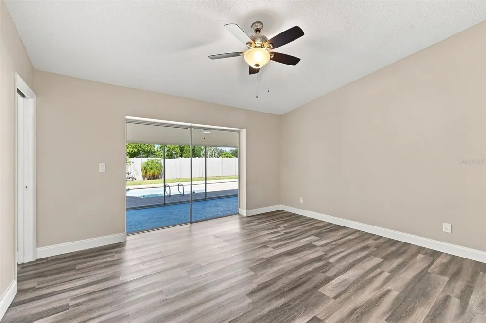 3276 FOX HILL DRIVE Clearwater, FL 33761