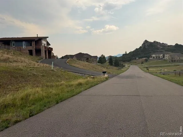 5741 Country Club Dr Larkspur, CO 80118