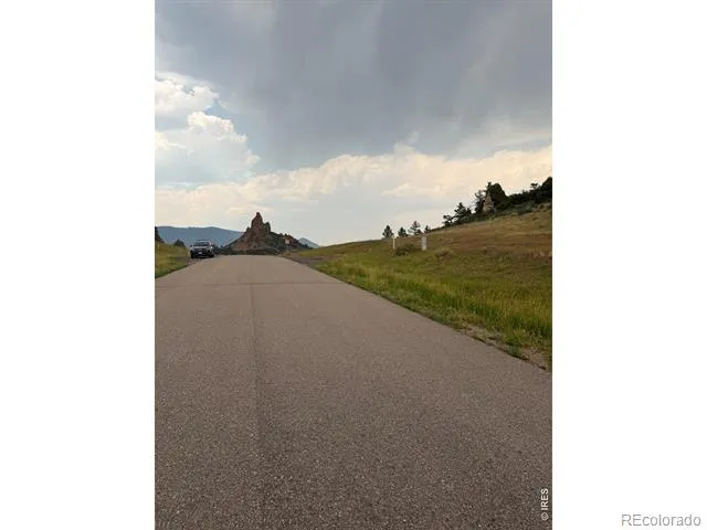 5741 Country Club Dr Larkspur, CO 80118