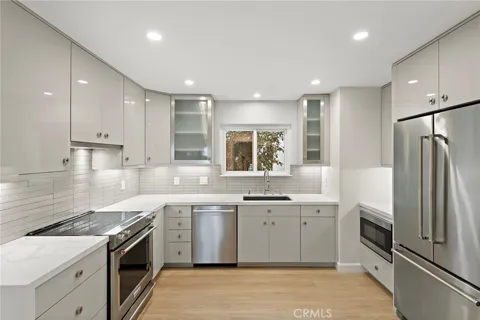3241 San Amadeo #1B