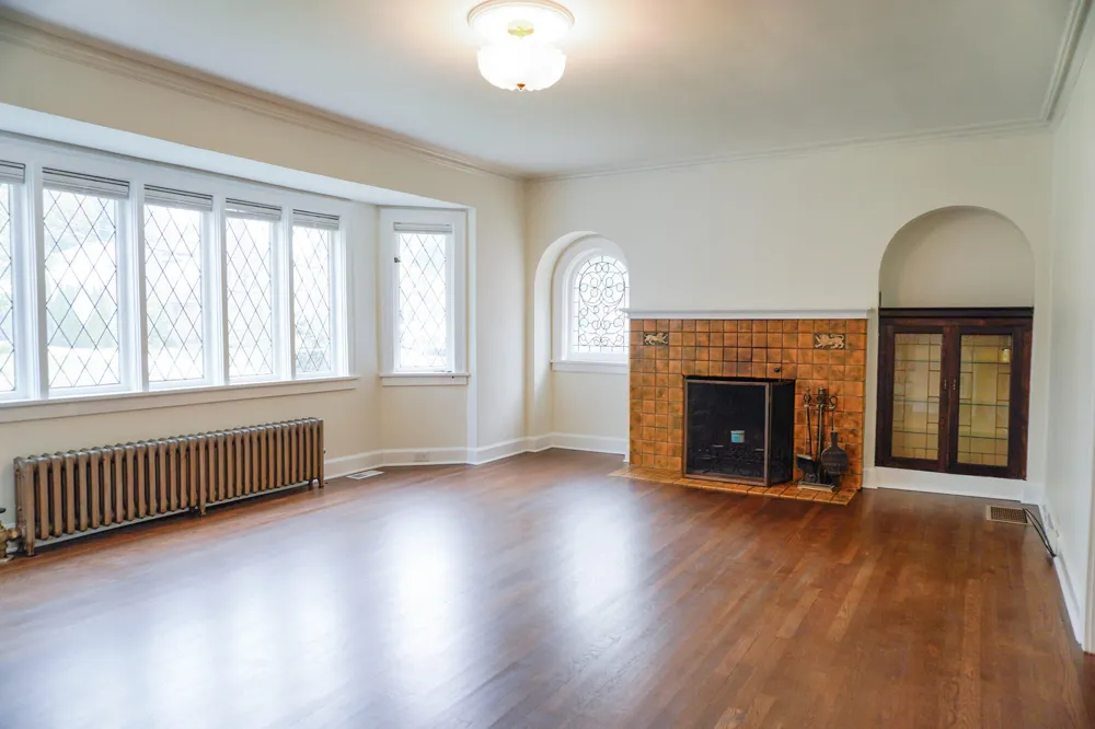 940 Lakeside Drive SE East Grand Rapids, MI 49506