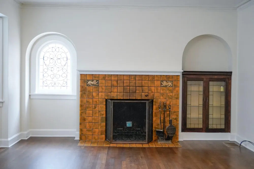940 Lakeside Drive SE East Grand Rapids, MI 49506