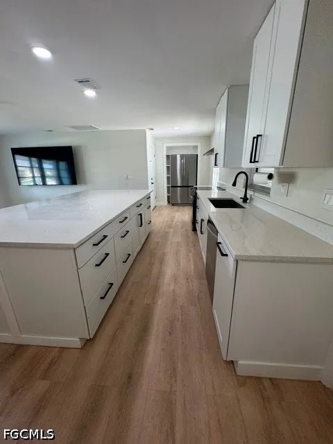 Cocoa Court Cape Coral, FL 33904