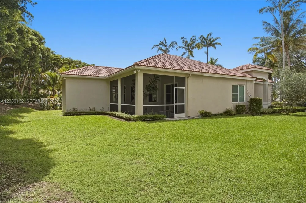 1508 Winterberry Ln Weston, FL 33327