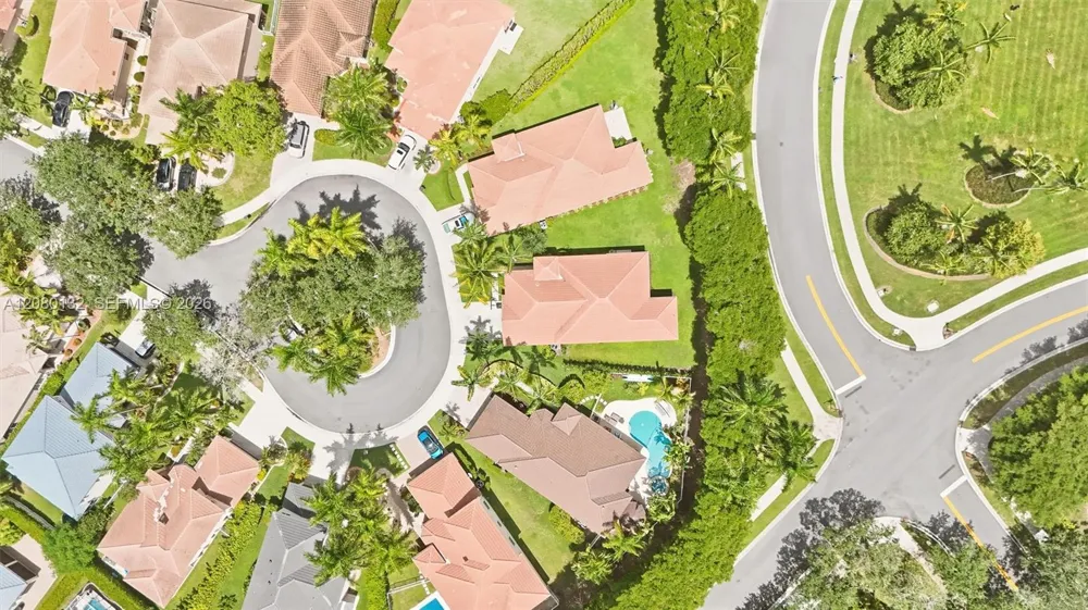 1508 Winterberry Ln Weston, FL 33327