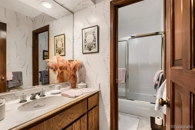4255 S Olive Street #8 Denver, CO 80237